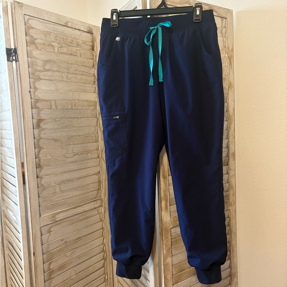 Navy Figs FREEx